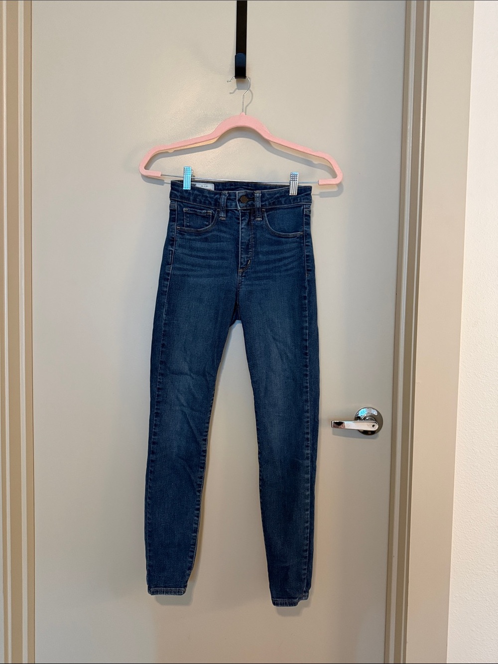Gap High Rise Universal Jegging